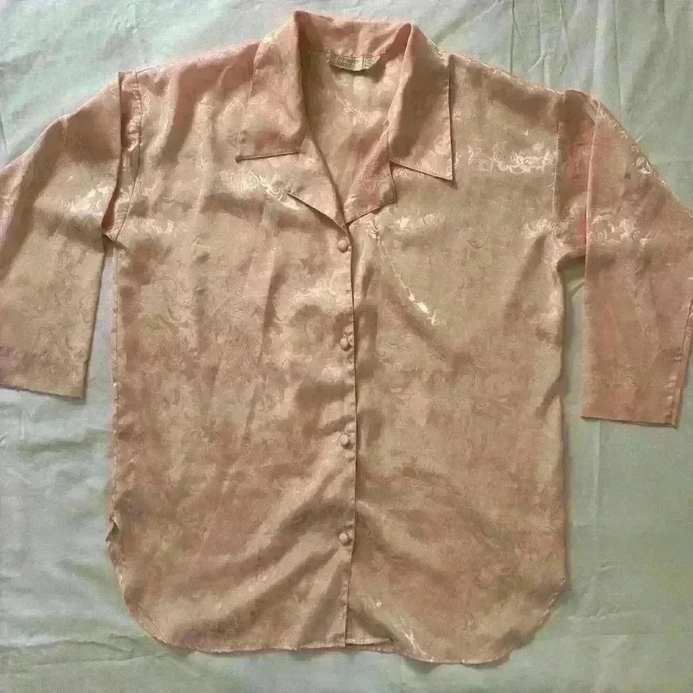 Vintage Gold Label Victoria’s Secret Peach Color Nightshirt - Size M/L